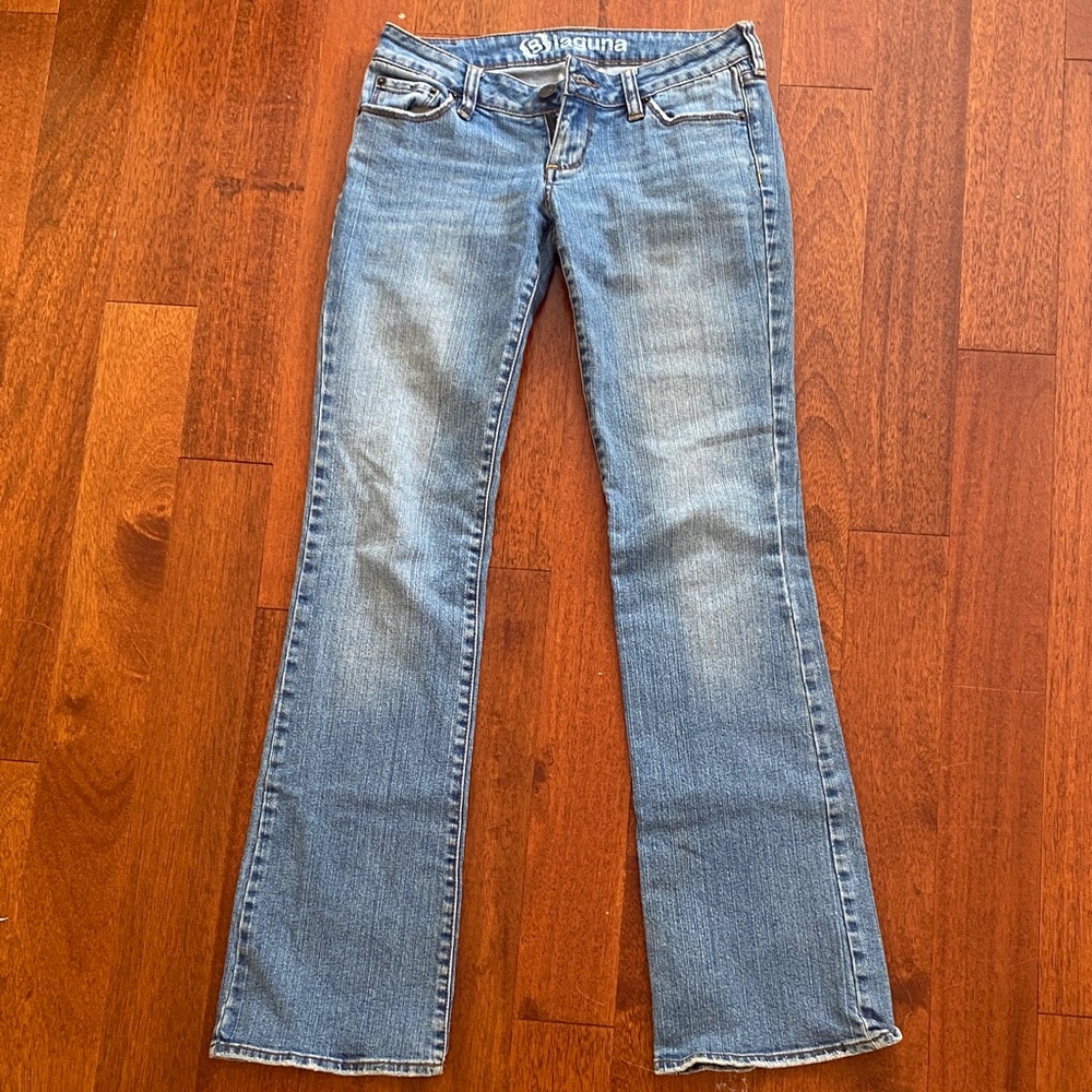 Bullhead womens low rise jeans